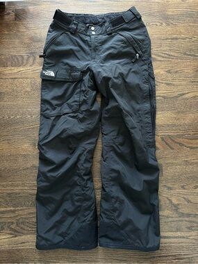 The North Face HyVent Black Insulated Snow Ski Pants Women’s Small Petite